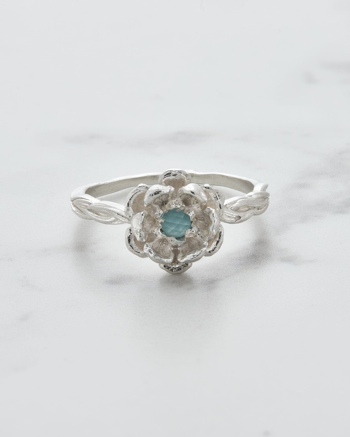 The Water Lily Ring